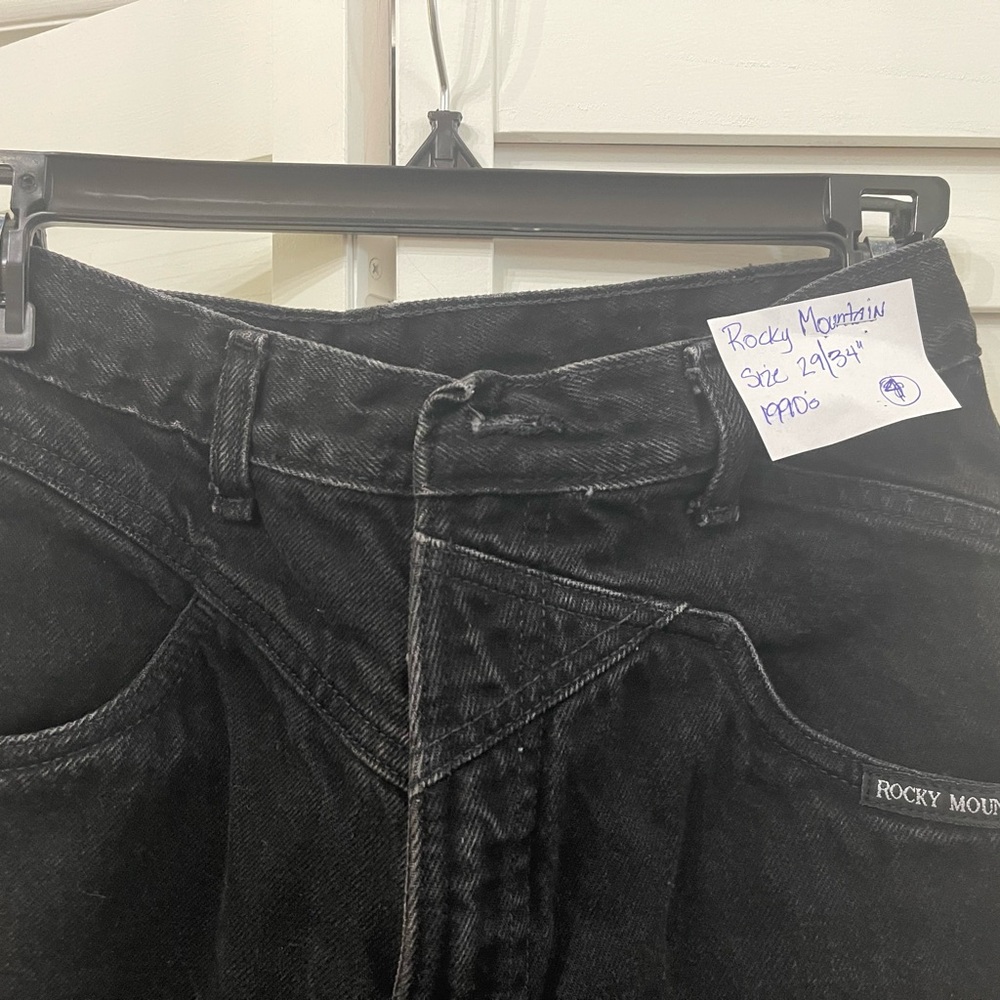 Vintage 1990’s women’s Rocky Mountain black jeans 29/34”